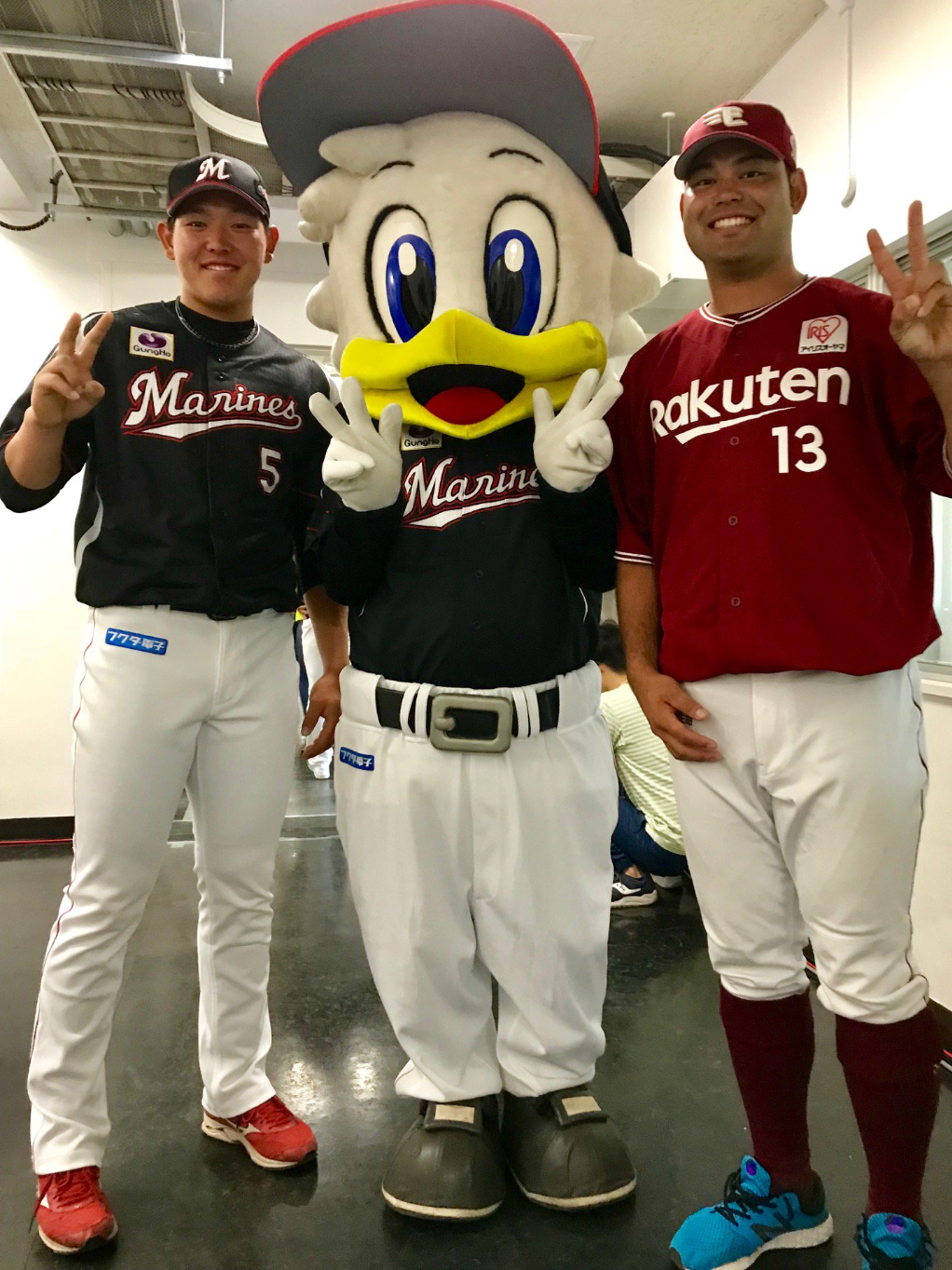 ⚾️野球選手とマスコットの交流が見たい⚾️