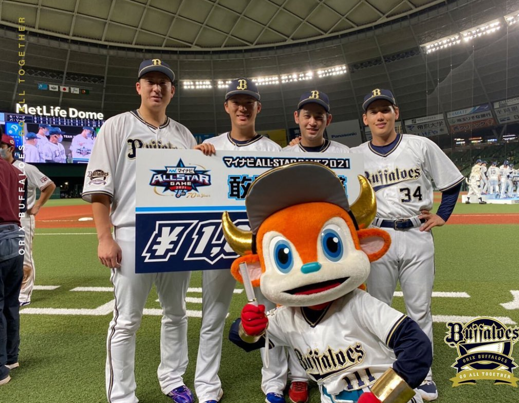 ⚾️野球選手とマスコットの交流が見たい⚾️
