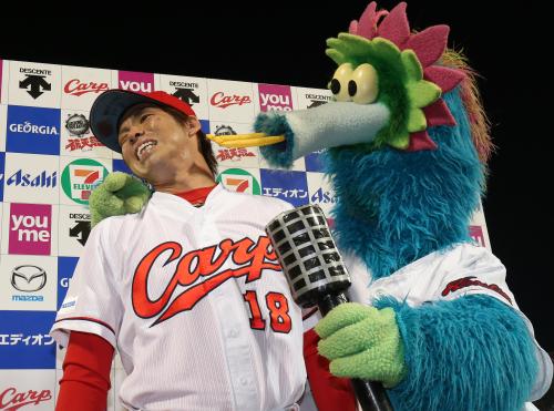 ⚾️野球選手とマスコットの交流が見たい⚾️