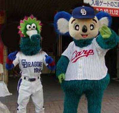 ⚾️野球選手とマスコットの交流が見たい⚾️