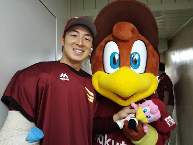 ⚾️野球選手とマスコットの交流が見たい⚾️