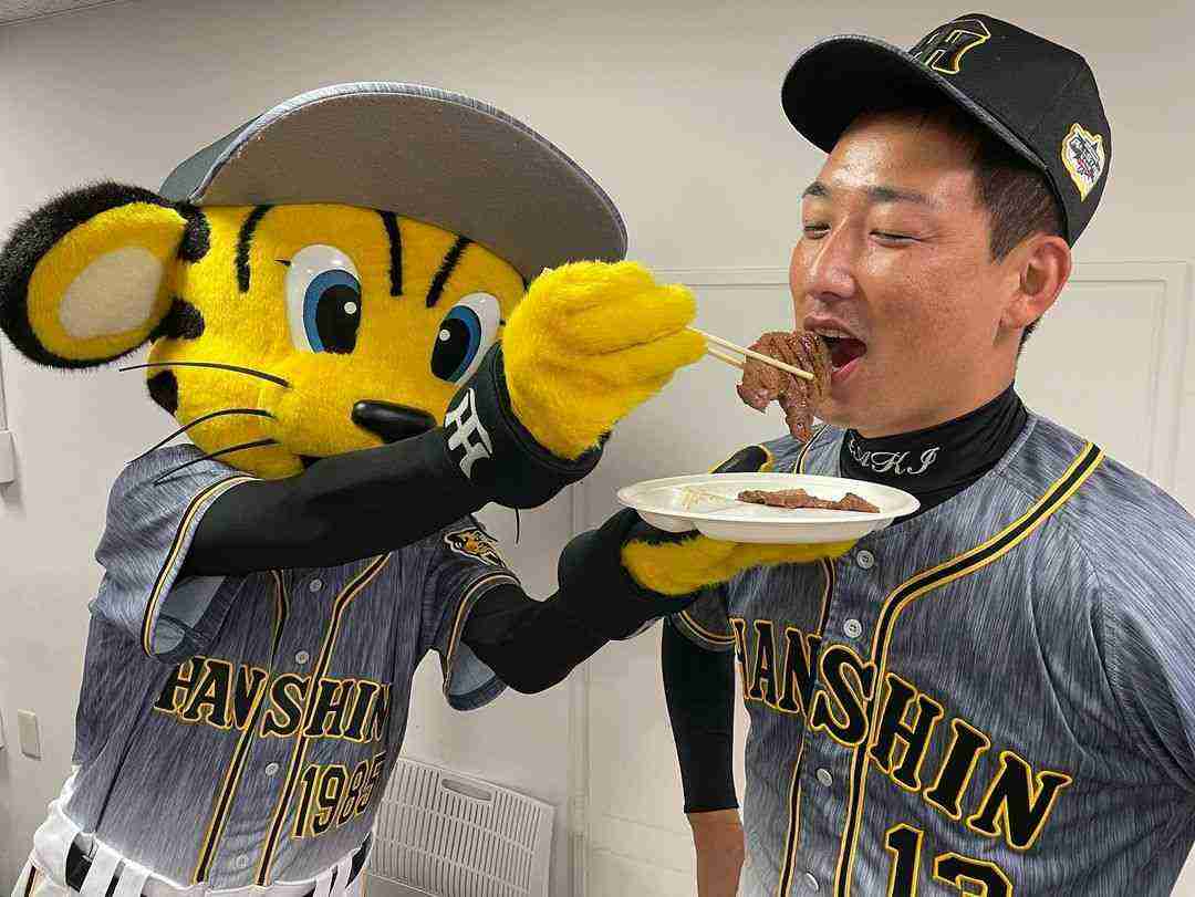 ⚾️野球選手とマスコットの交流が見たい⚾️