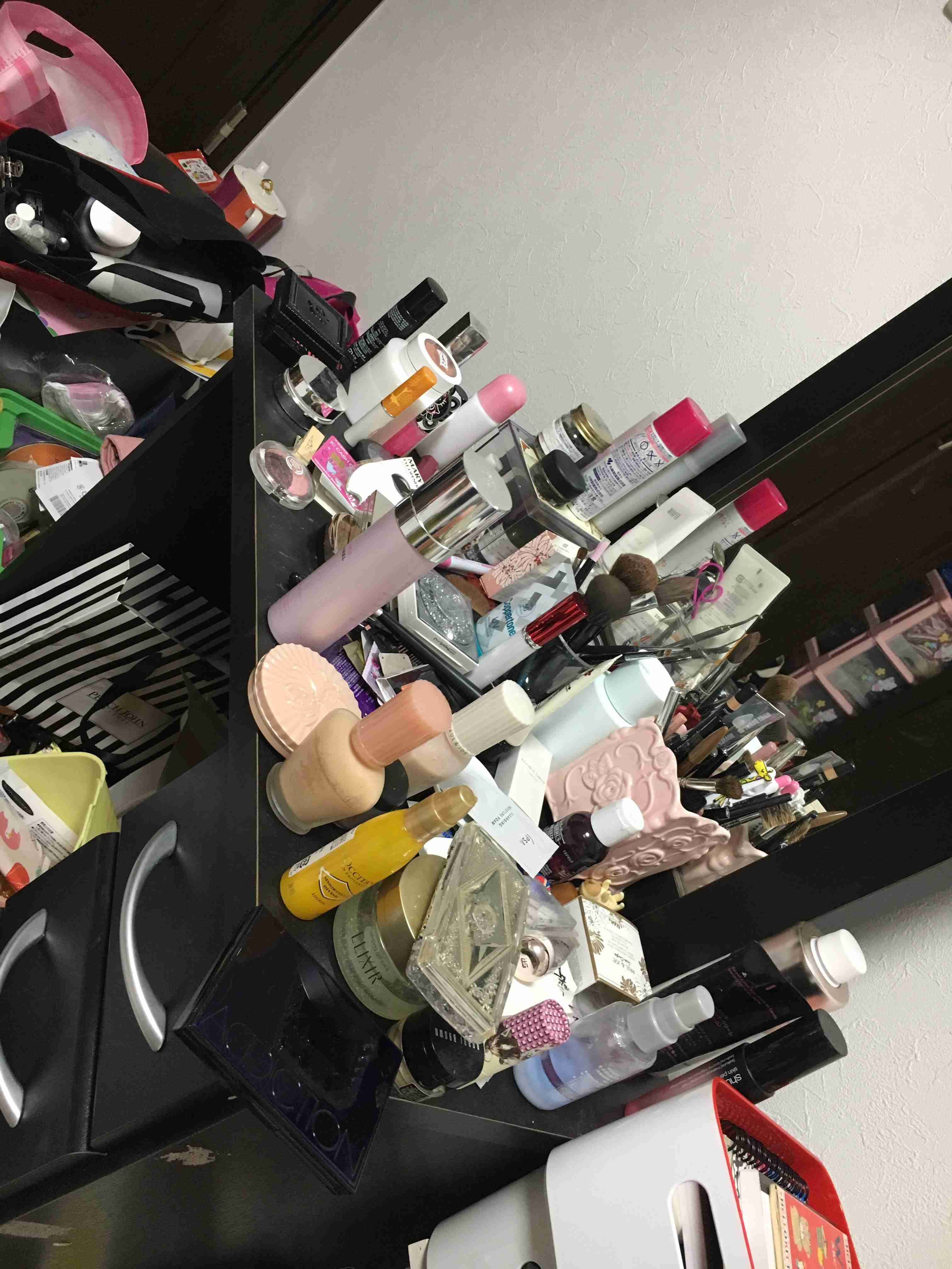 身バレしない程度に汚部屋を晒すトピpart3