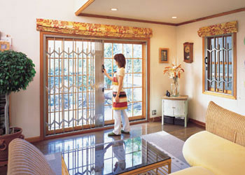 在宅時、窓開けてますか