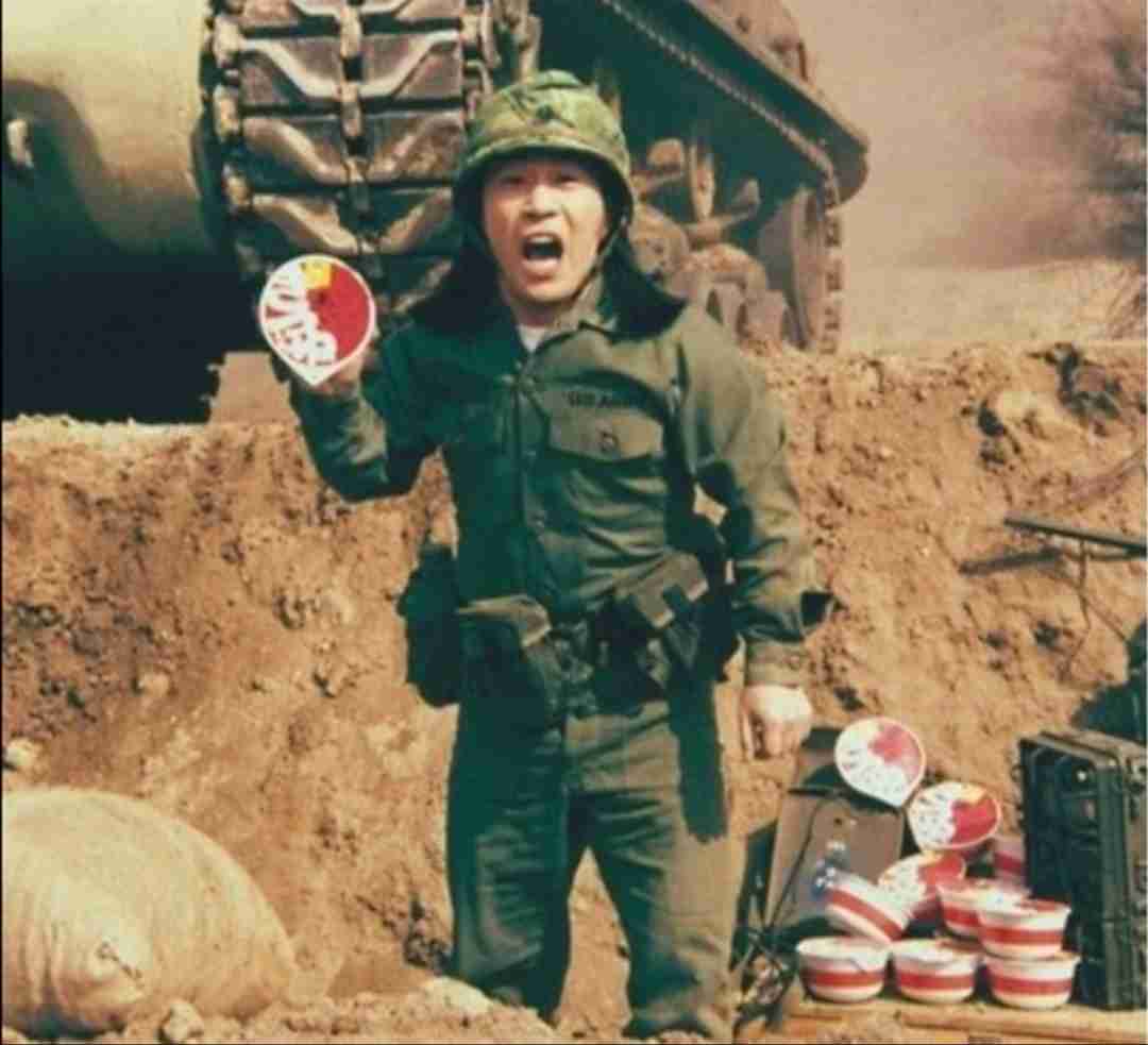 昭和と平成で最も売れた「カップヌードル」が復活 セブン初の限定商品に