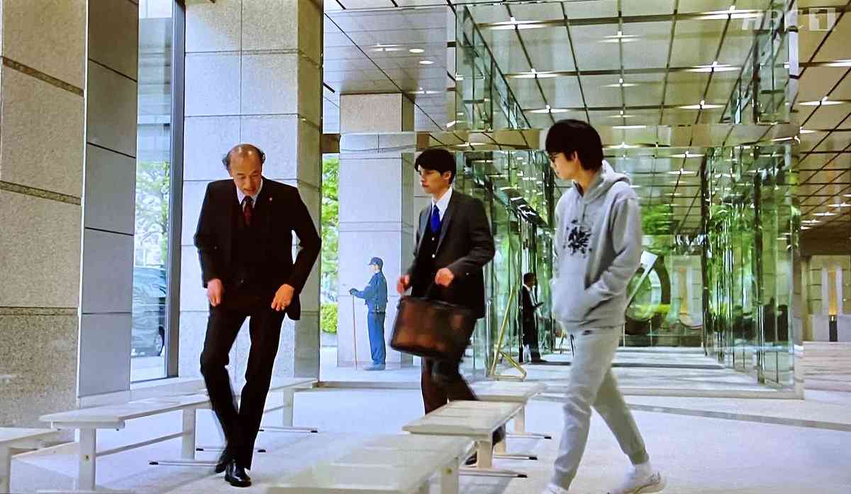 加工なしで足の長い男性芸能人 Part2