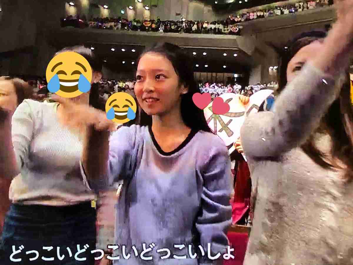 《路上抱擁＆恋人つなぎ写真》乃木坂46・星野みなみが4歳年上通販会社御曹司と熱愛　新宿、阿佐ヶ谷デートで2連泊