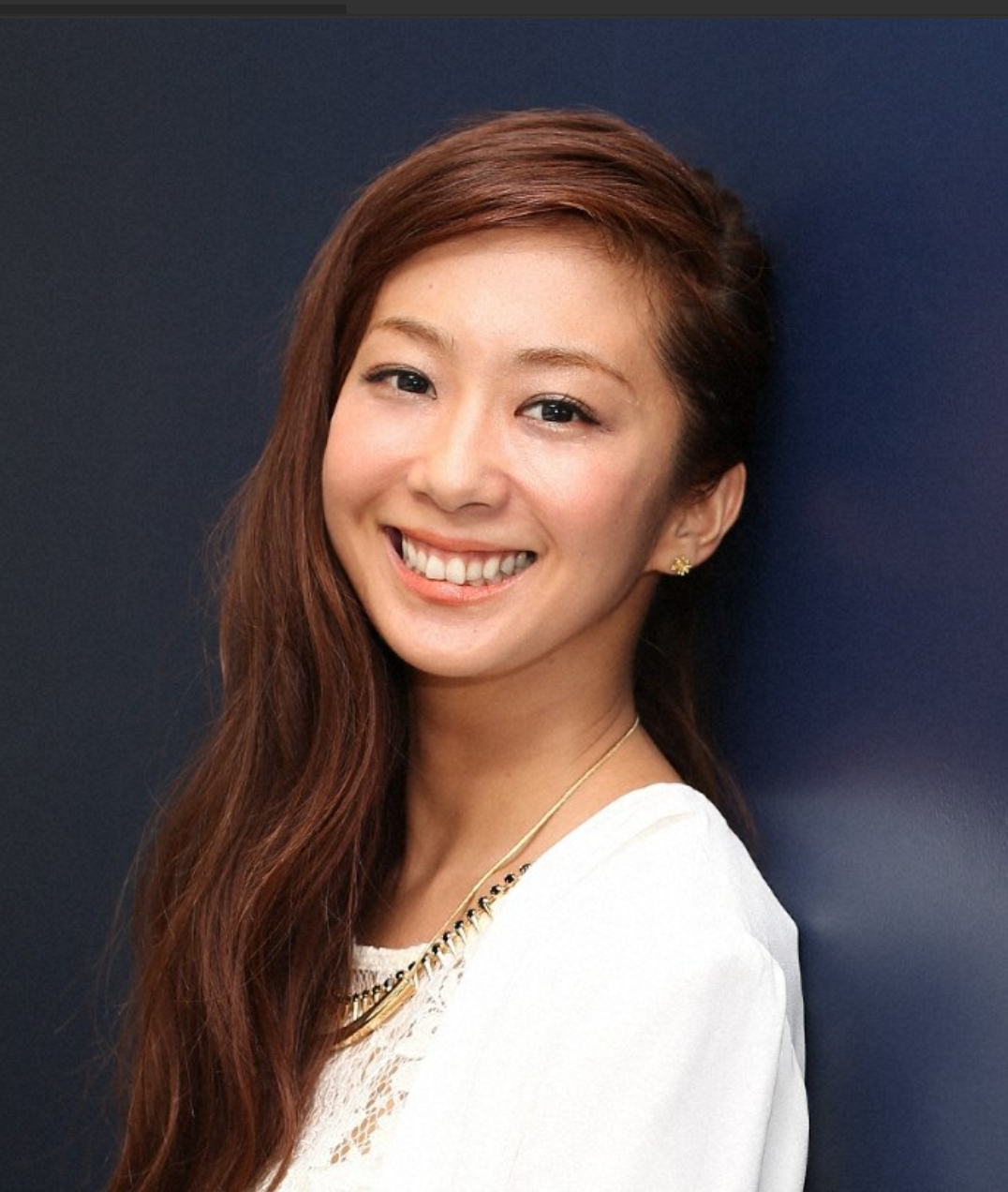 平野ノラ「本名は、ちあきです」本名記入のケーキで43歳誕生日をお祝い