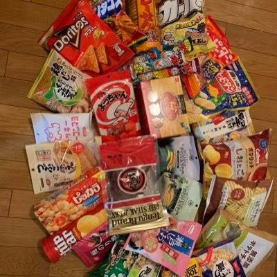 1日にお菓子どのくらい食べますか？