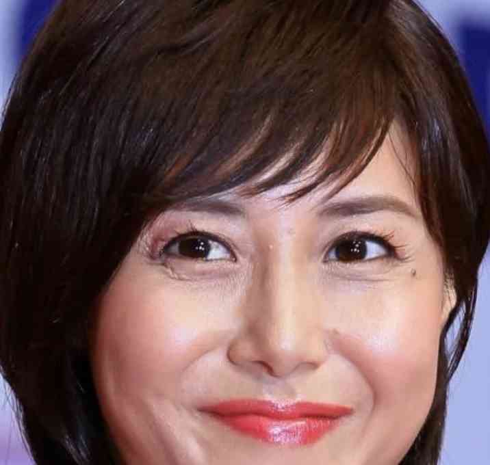反町隆史のショーパン姿に「脚が奇麗!膝下の長さが!」