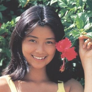 グレーヘアで注目の手塚理美さん　還暦までに黒→茶→白「ふふふ」