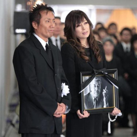 郷ひろみ元妻女優の会社に「1000億円」のお値段！ 英ファンド買収で巨額売却益