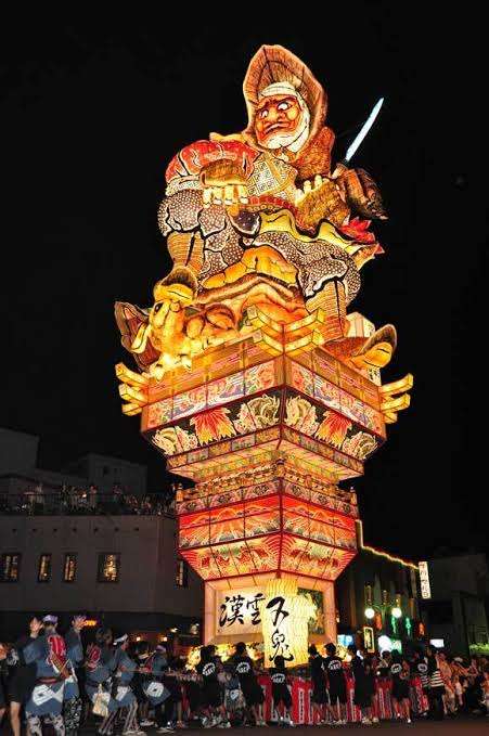 大型の鳥 エミュー 牧場から54羽逃げ18羽を捜索中 熊本 菊池