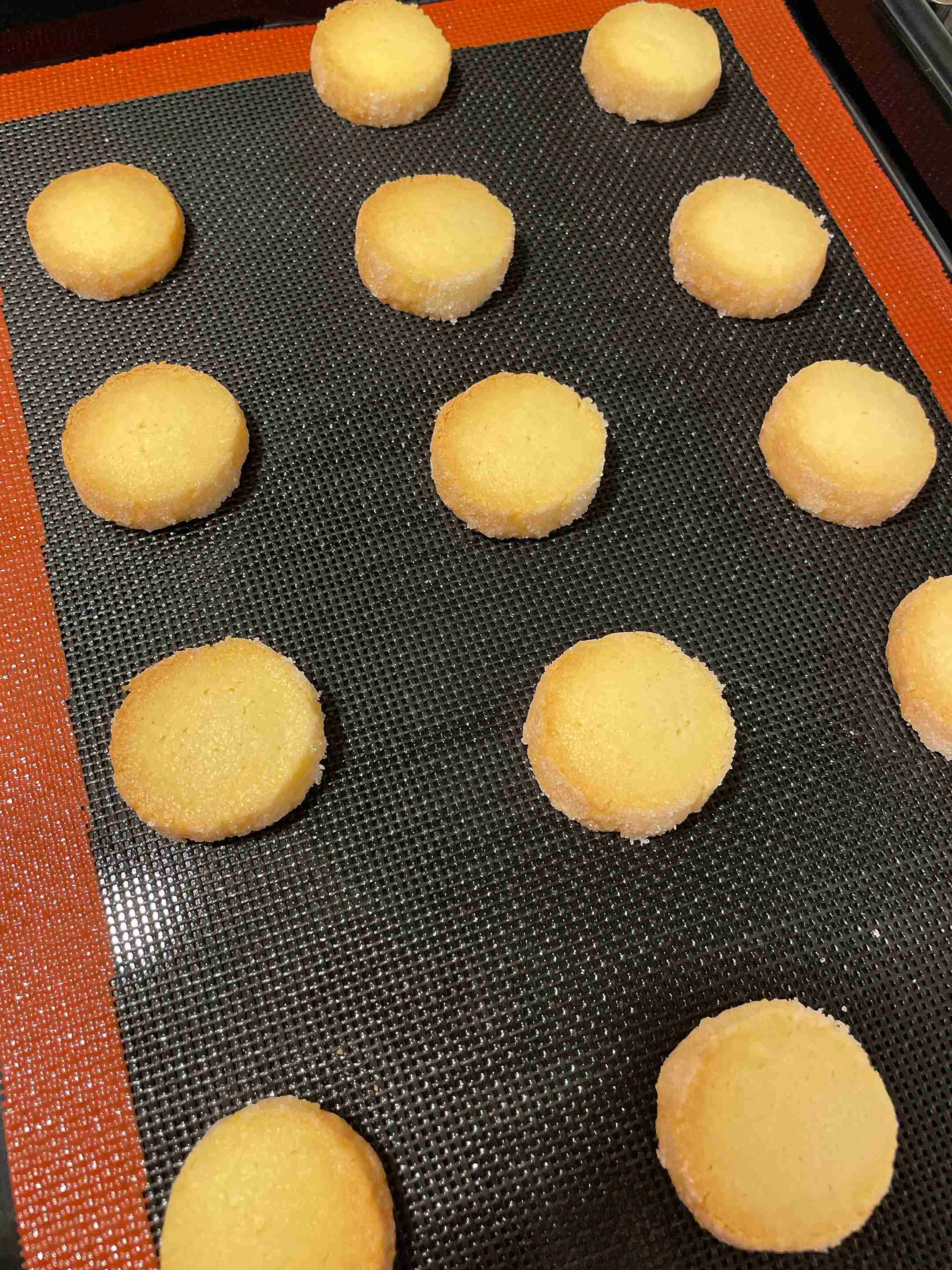 最近作ったお菓子見せてください🥧