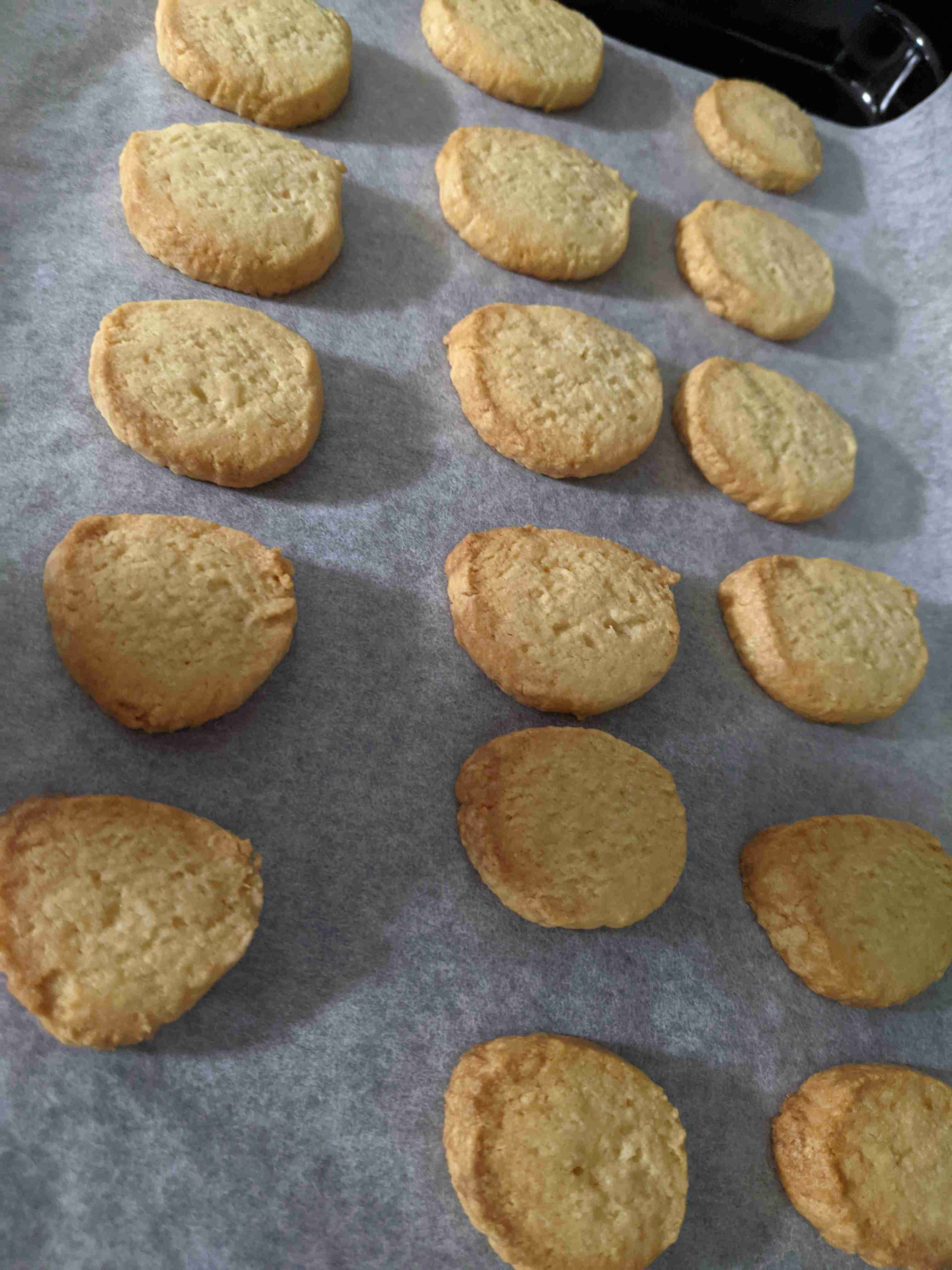 最近作ったお菓子見せてください🥧