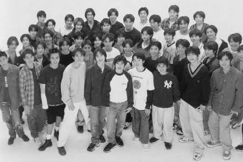 なにわ男子・道枝駿佑、爽やかな衣装で柔和な笑み 『週刊朝日』単独初表紙飾る