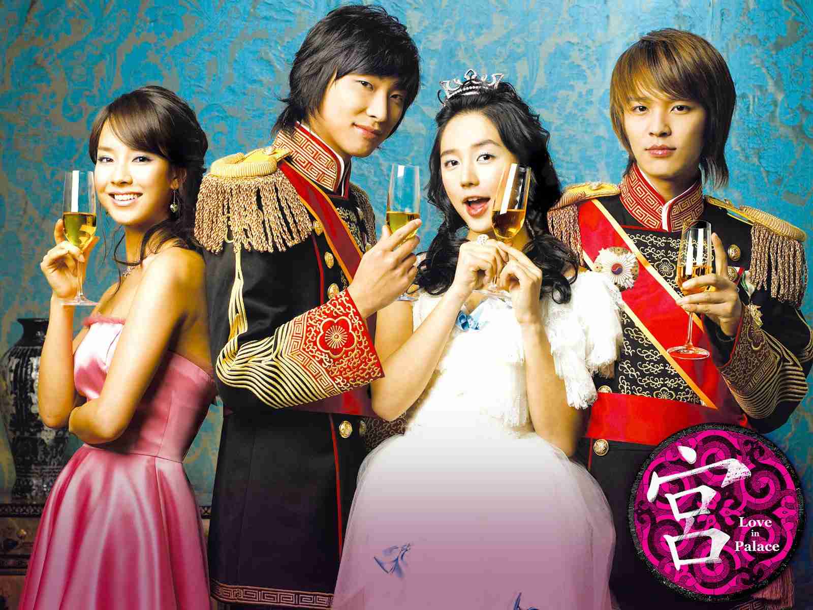 なにわ男子・道枝駿佑、爽やかな衣装で柔和な笑み 『週刊朝日』単独初表紙飾る