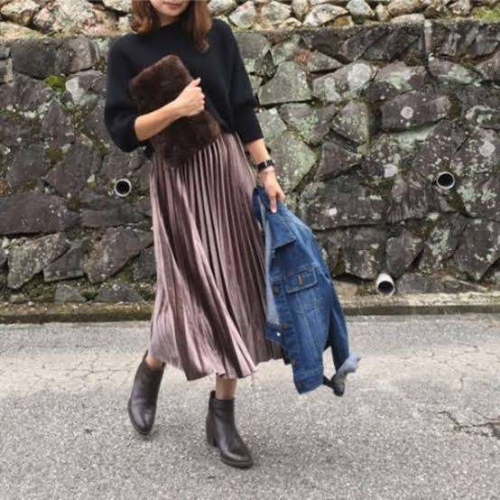 ショートブーツのコーディネート、教えてください❗
