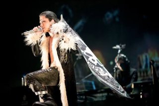 DAIGO&HYDE『東京卍リベンジャーズ』コスプレ披露で反響 ドラケン&マイキー姿に「カッコいい」「似合ってる!」