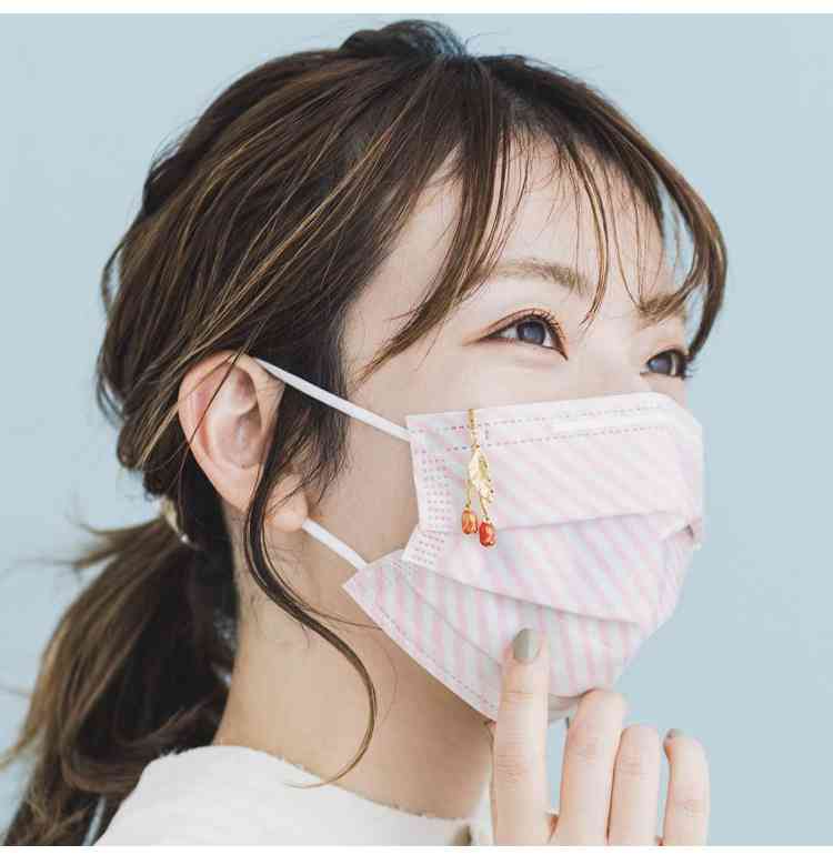 売ってるけど実際使ってる人を見ないもの