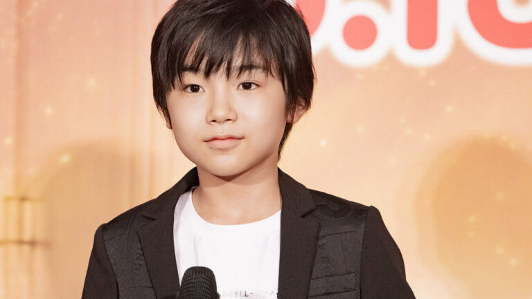 加藤清史郎　レアな銀髪も色落ちで「白みのある金髪」に「尊い」「益々大人っぽく」「クールな男過ぎ」の声