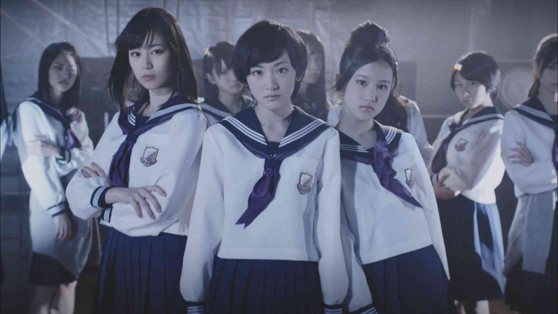 女性アイドルの曲でカッコ良い曲、教えて