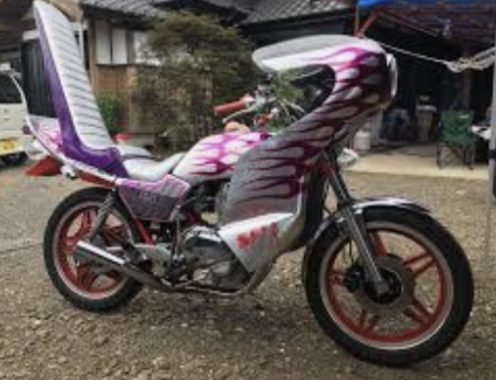 教習所に生徒殺到　がぜん盛り上がるオートバイ　若者や女性、リターンライダーらが熱視線
