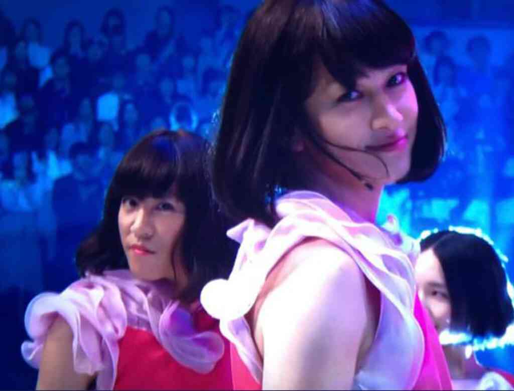 一番似合ってると思う女装写真を貼った人が優勝