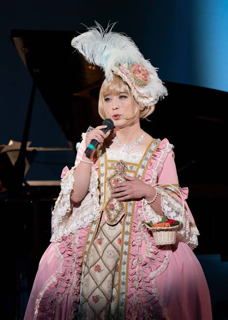 一番似合ってると思う女装写真を貼った人が優勝