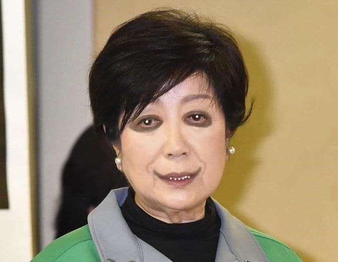 男の人はあざとい系女子にどうしてはまるんですか?好きになるんですか?