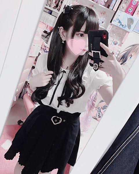 インスタ投稿数150万件超！ 今なお増え続ける「量産型女子」ファッション、若者に支持される理由とは？