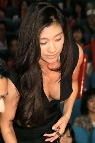 長谷川京子や神田うの 40代女優の下着写真に同年代女性は励まされる?