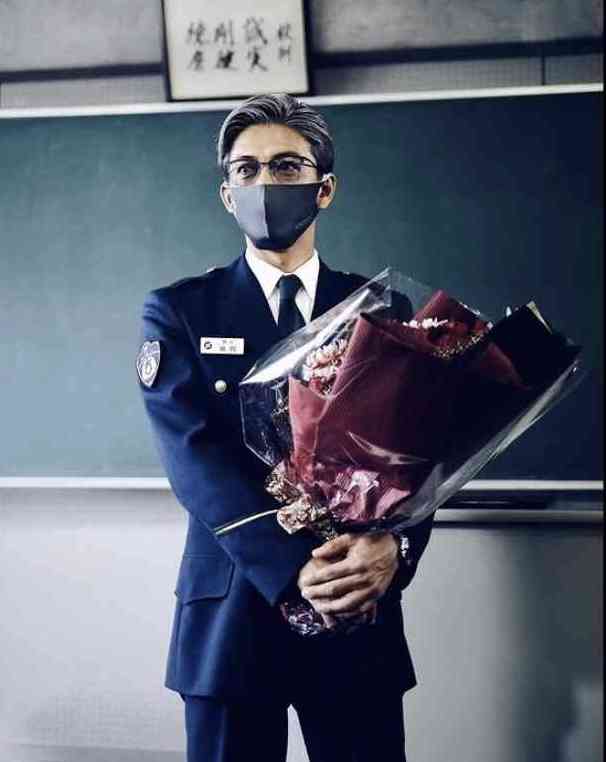 木村拓哉、ちょっと早めのバースデーケーキ。マクドナルドからの“豪華デコレーション”のお祝いに感謝