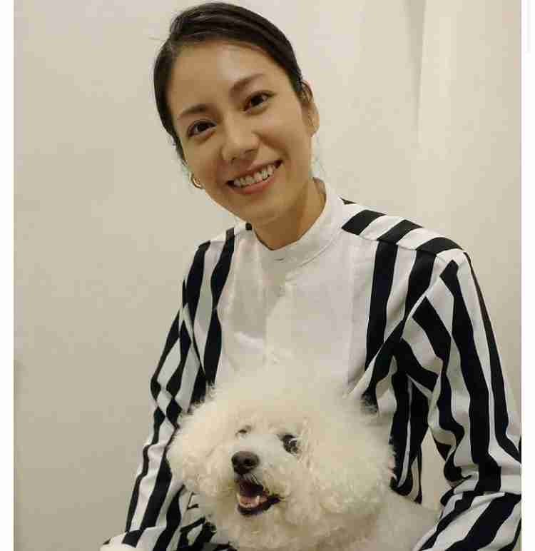 松下奈緒 「実は自作」ツアーのドレス&スカート披露に「凄すぎ」「自作とは思えないクオリティー」の声