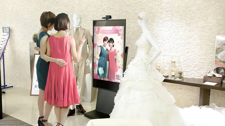 結婚式費用、最低の292万円 20年度、コロナで70万円減