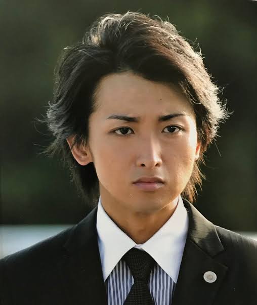 嵐4人がサプライズ集結！映画先行公開「きゃー！」涙ぐむファンも
