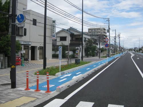 歩道で自転車と衝突し70歳死亡　運転の中3「塾に行く途中」　大阪