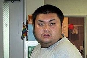 風が強い日の髪型