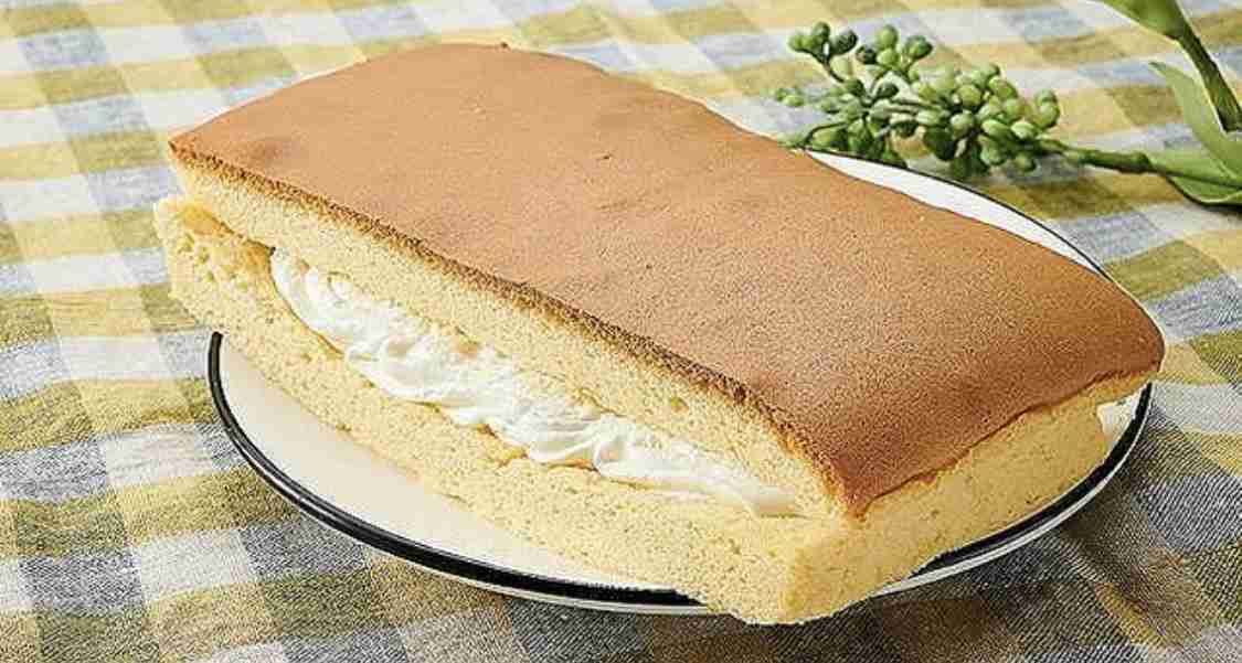 100円ローソン12月の新作まとめ！「もこもっ」の新フレーバーやクリスマス限定商品が登場