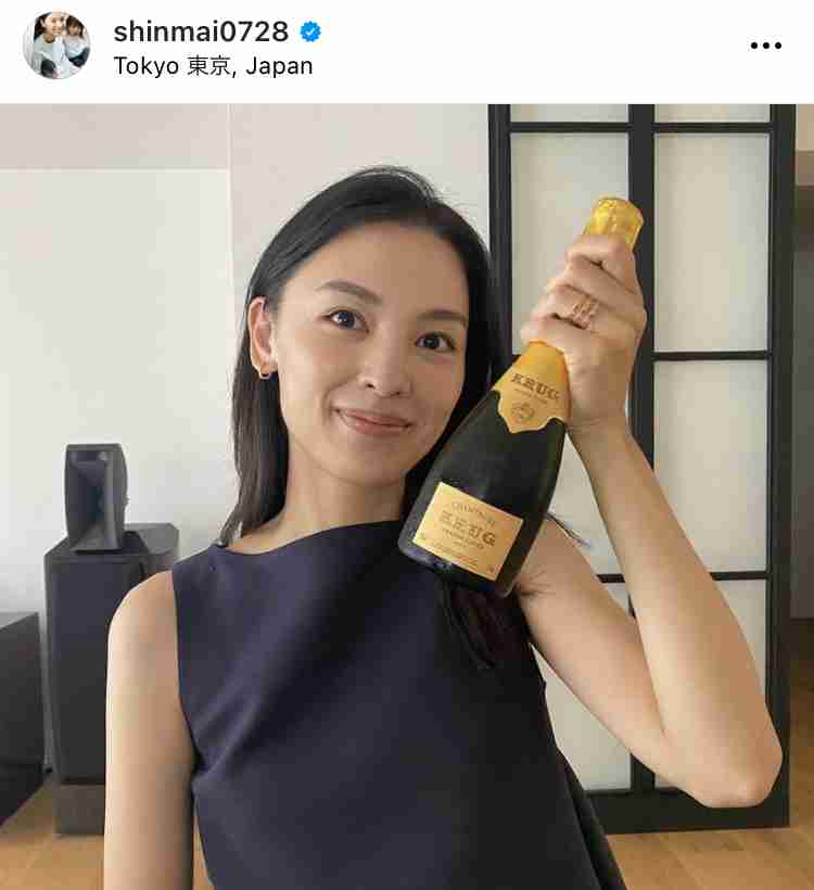 『VERY』新カバーモデルは、東大卒の起業家で二児の母・申真衣 1月号より登場
