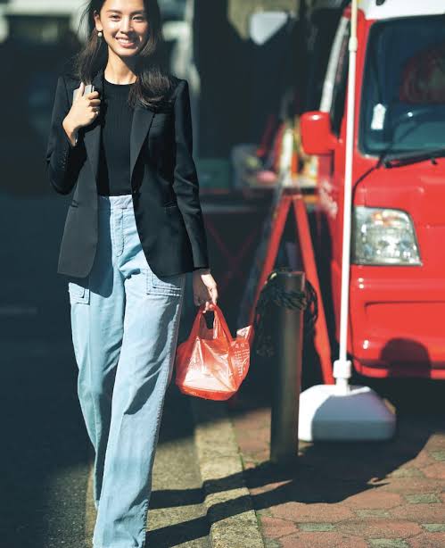 『VERY』新カバーモデルは、東大卒の起業家で二児の母・申真衣 1月号より登場