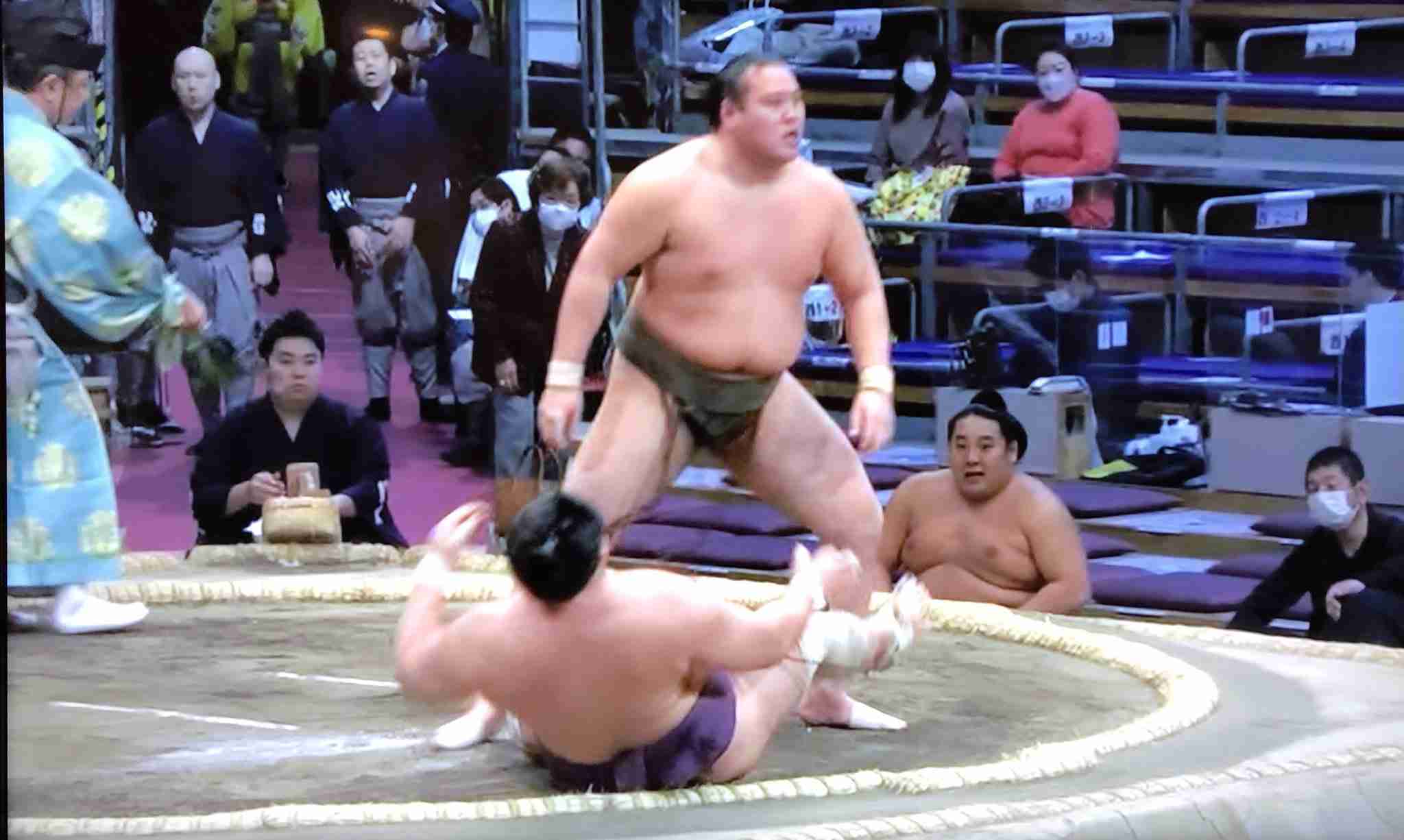 【相撲】大相撲九州場所を応援するトピ【実況・感想】