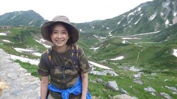 風吹ジュン、アラ古希の恋の着地点　年下経営者とギュッと手つなぎデート