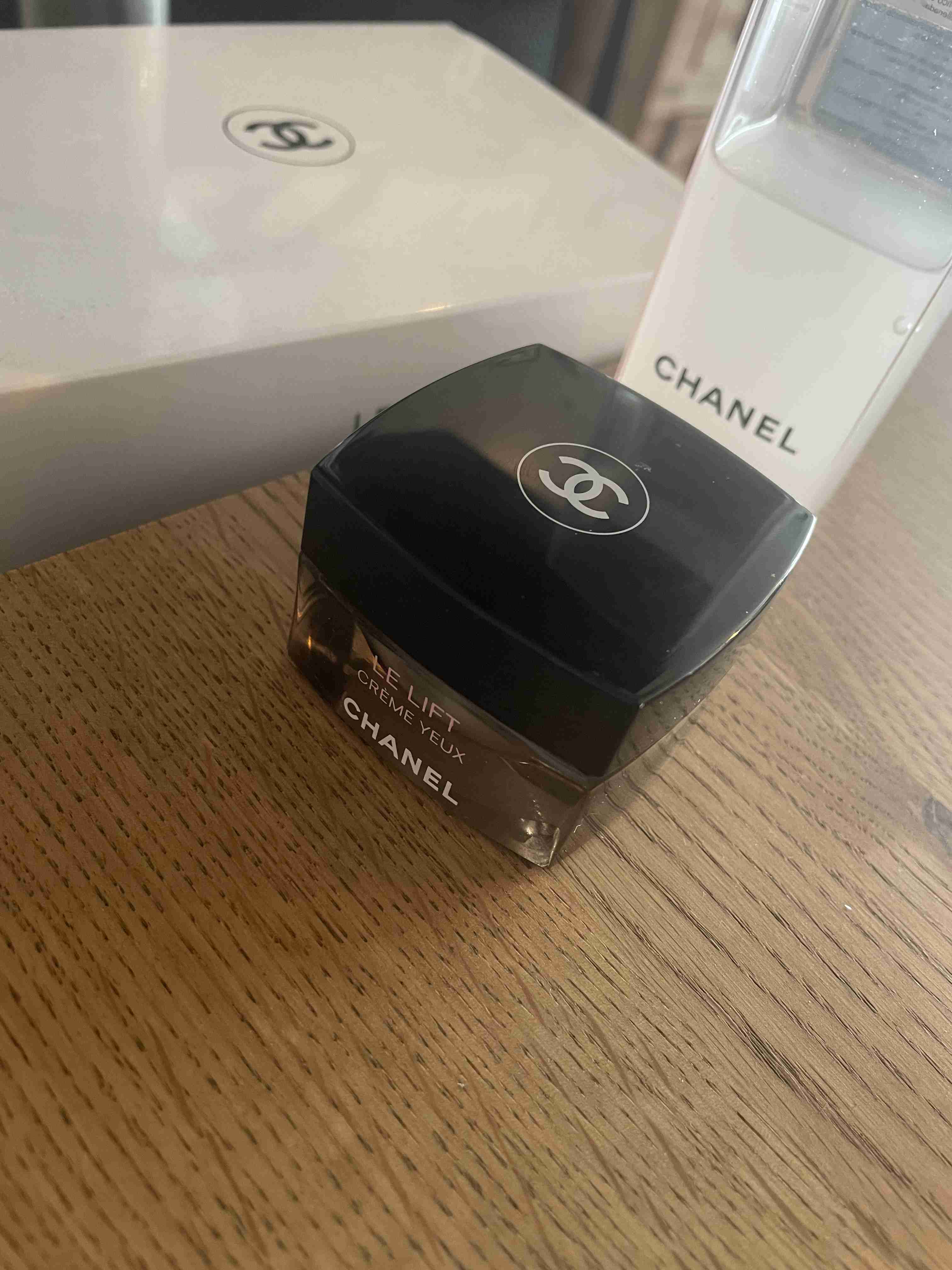CHANEL(シャネル)のコスメ好きな人