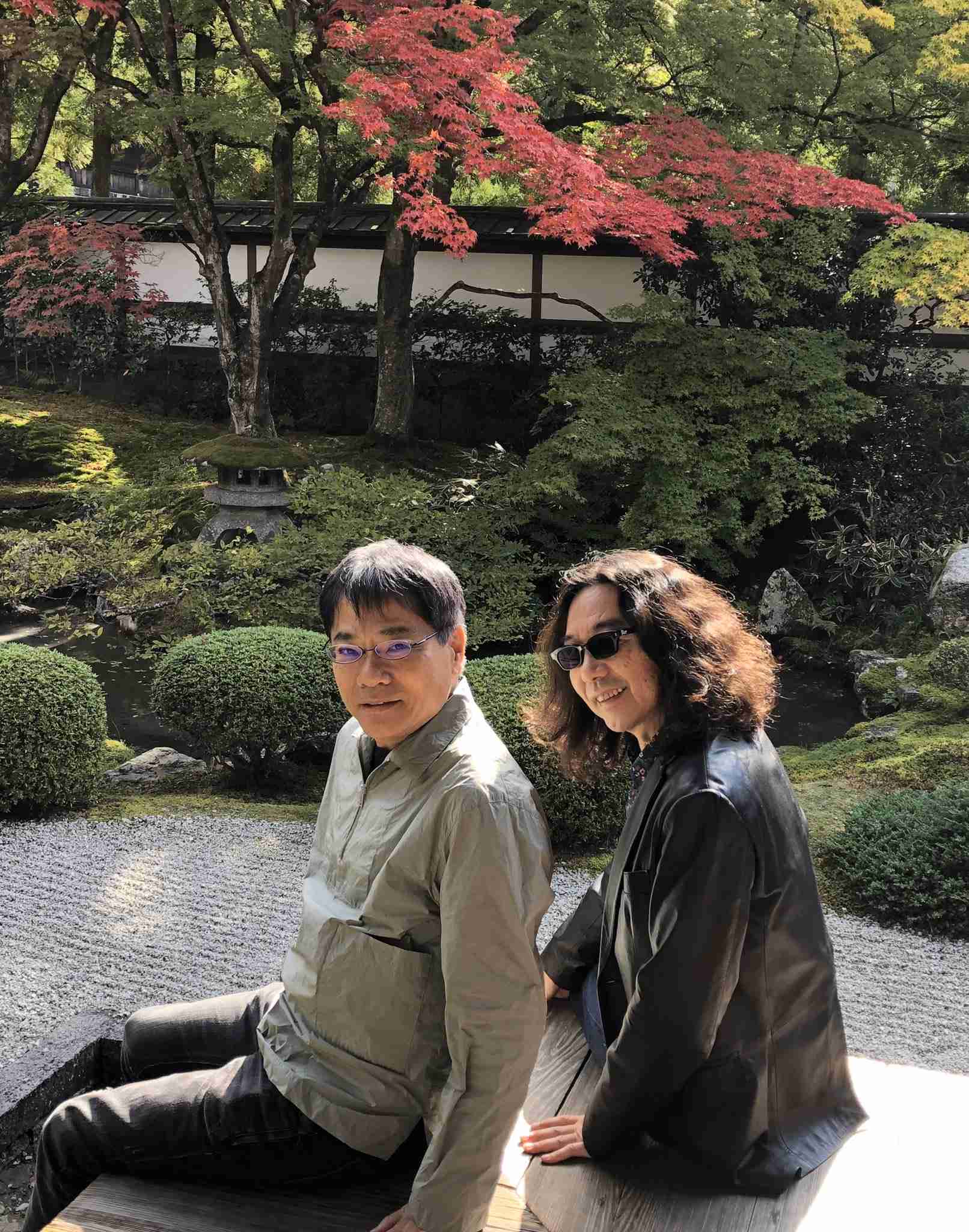 恋人同士に見える画像を貼るトピ