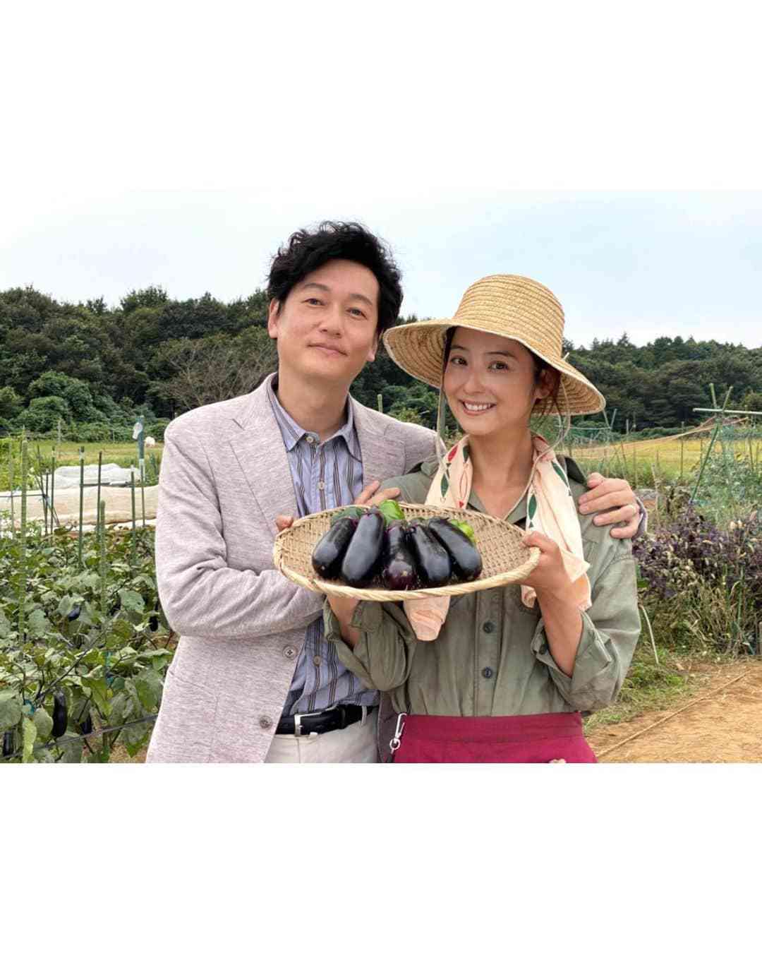 恋人同士に見える画像を貼るトピ
