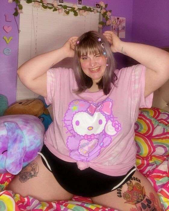 「私は太っていて美しい」セクシーな写真を投稿するプラスサイズインフルエンサーが肥満嫌悪（ファットフォビア）を一蹴