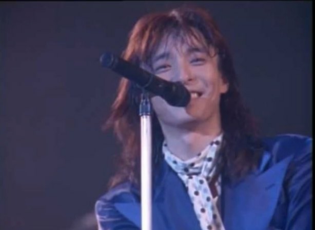 歌手の若い頃の映像にガチ恋した人
