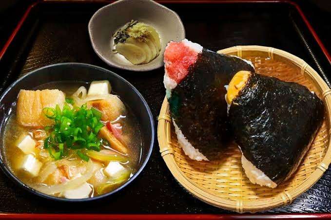 理想の朝食と現実の朝食