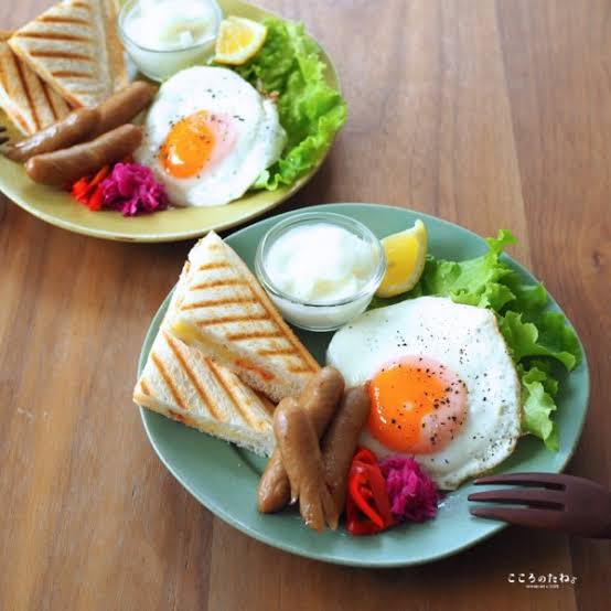 理想の朝食と現実の朝食